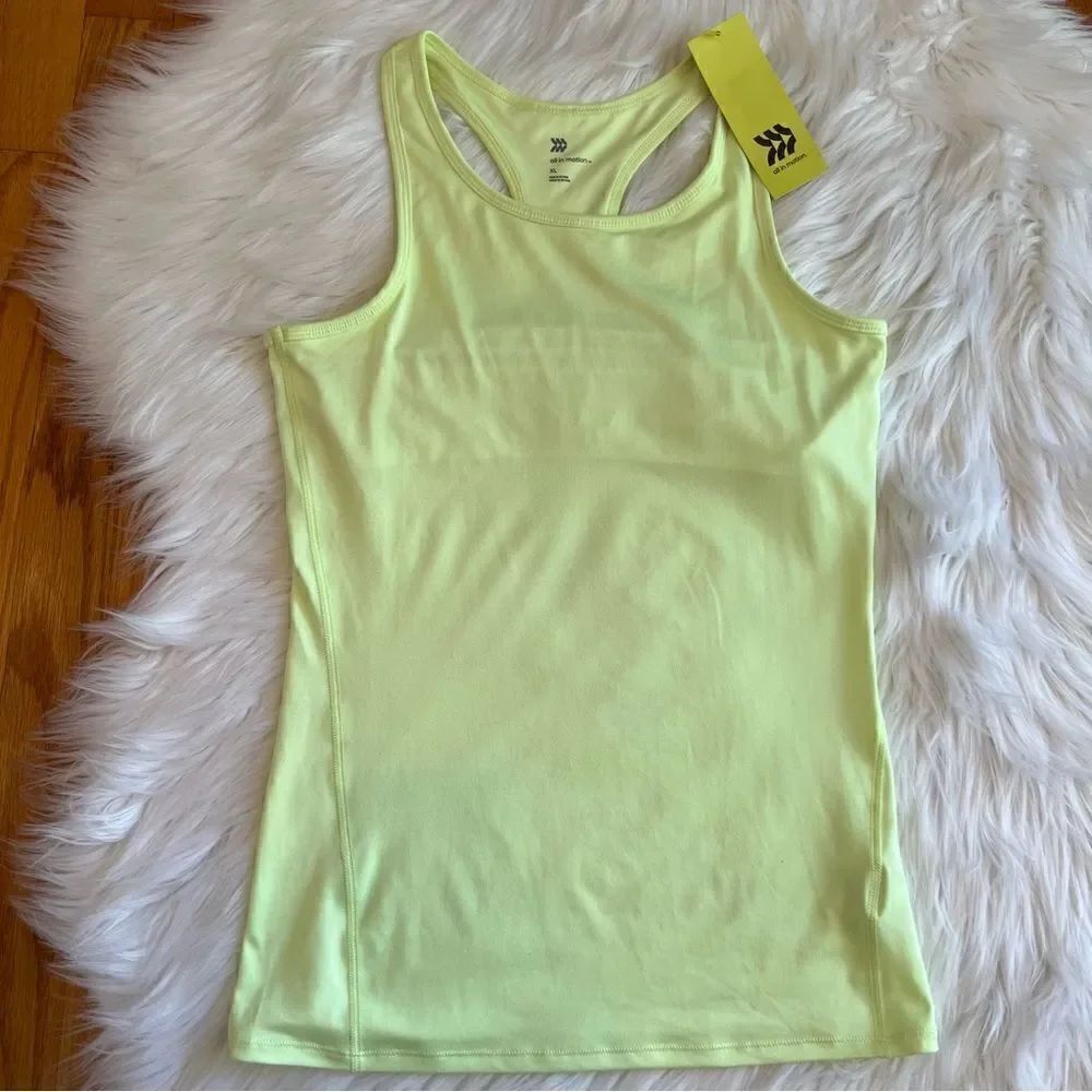 NWT Women’s All In Motion Tank Size XL